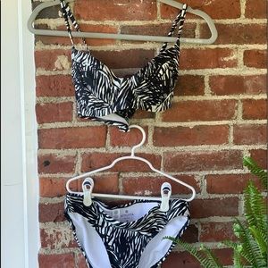 Athleta NWOT Palms swim set
